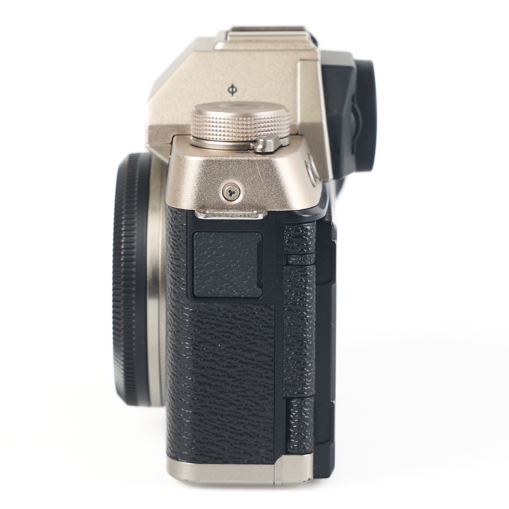 Fujifilm X-T100 Body Champagne Gold - Grade 8 | Progear